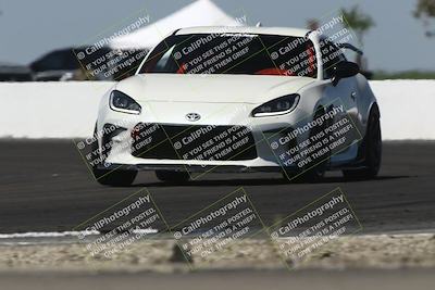 media/Apr-12-2025-Doghouse Garage (Sat) [[1d917ba261]]/Advance/Turn1/